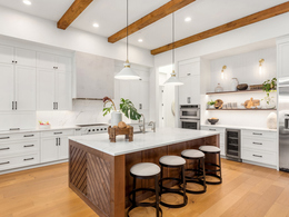 Kitchen Islands: Sailing Back into Popularity
